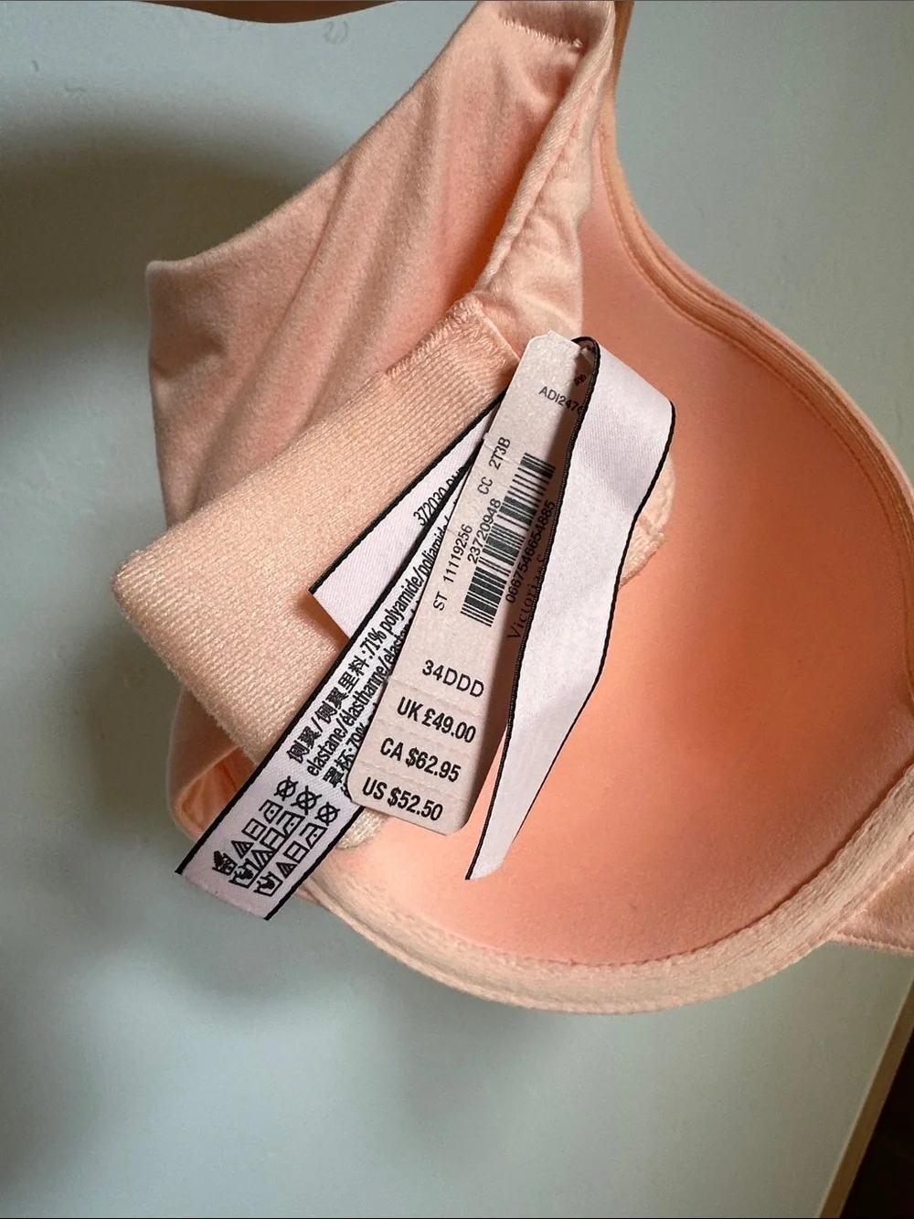 Victoria's Secret body by Victoria Lined Perfect Coverage T-shirt bra 34DDD